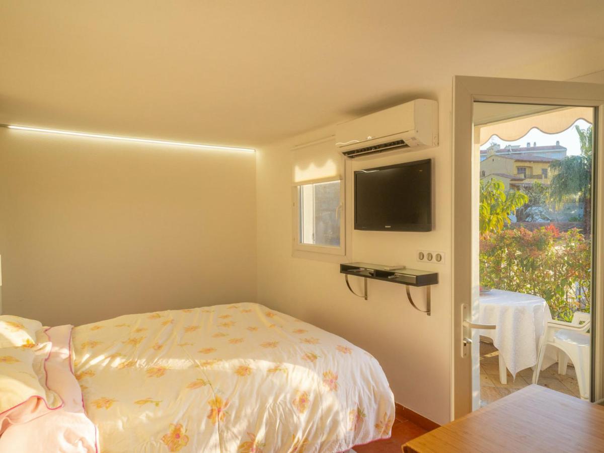 Renove Avec Terrasse, Climatisation Et Wifi Gratuit - Fr-1-196-166 Appartement