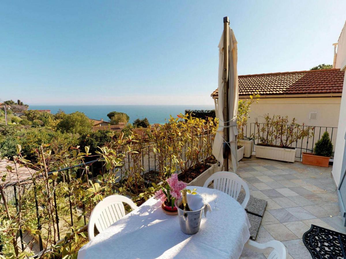 Renove Avec Terrasse, Climatisation Et Wifi Gratuit - Fr-1-196-166 * Menton