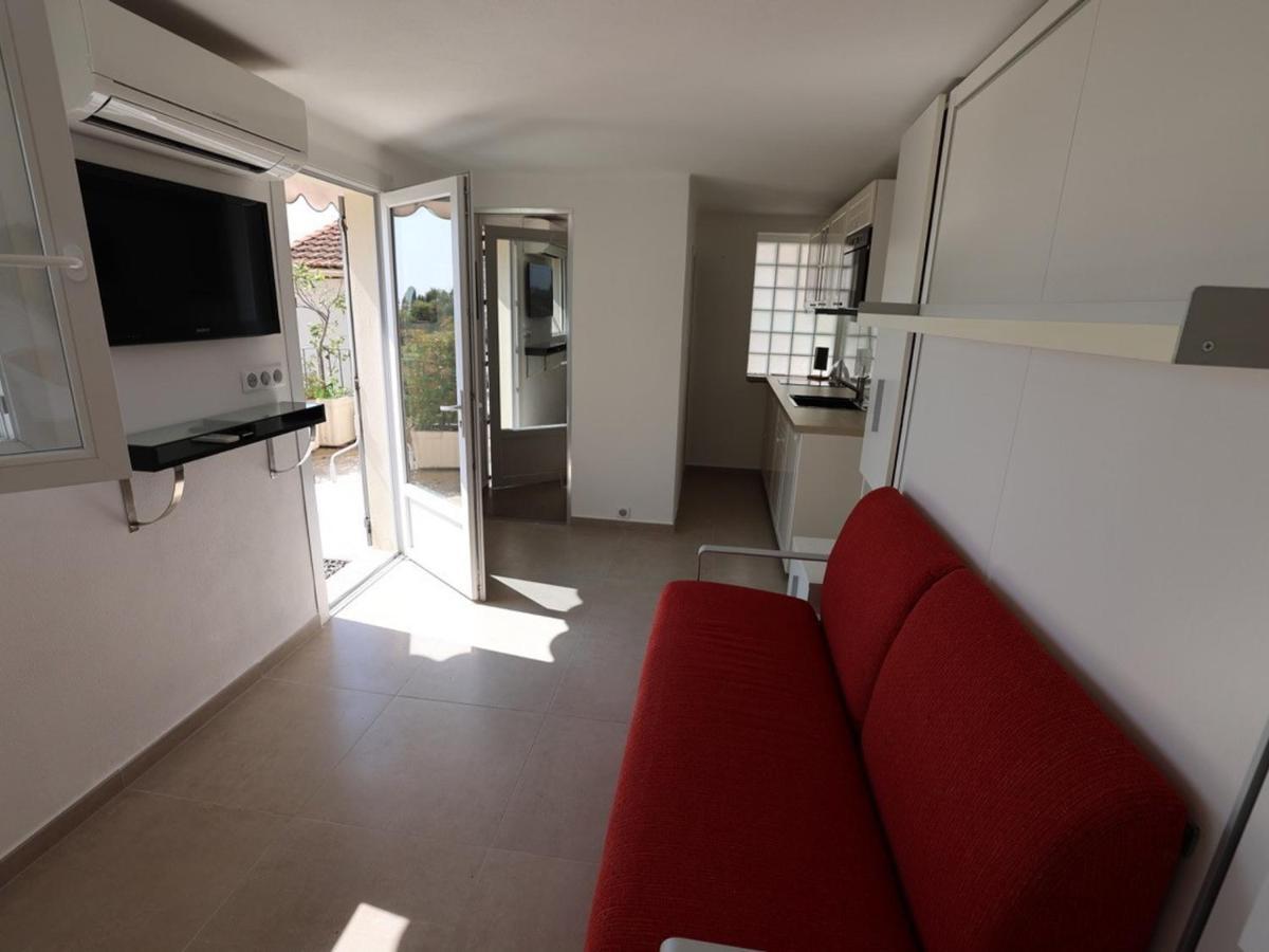 Renove Avec Terrasse, Climatisation Et Wifi Gratuit - Fr-1-196-166 Appartement Menton